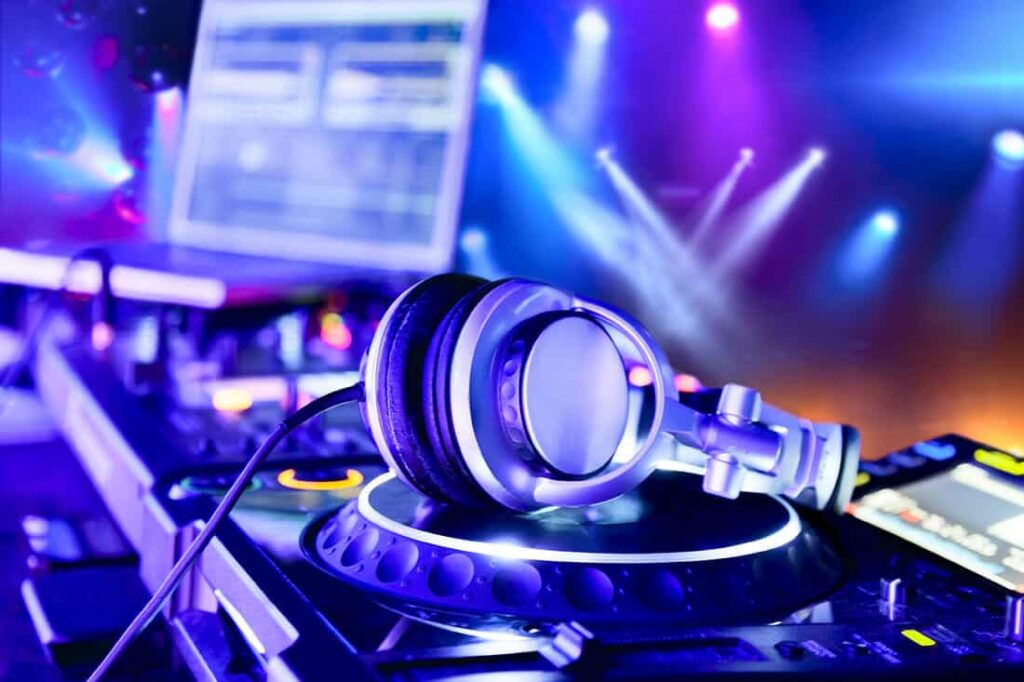 DJ Loopbeatzz