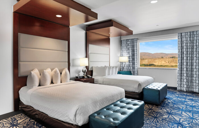 Hotel Rooms and Suites at Omak Casino Hotel in Omak Washington
